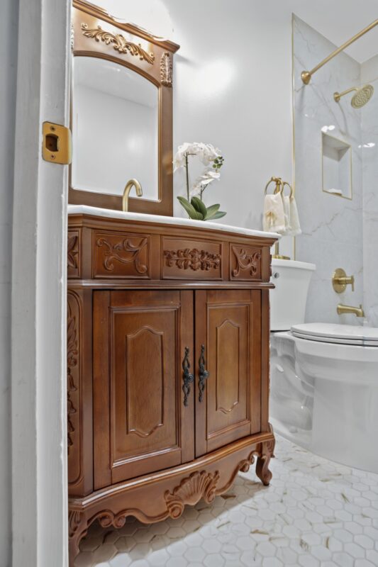 Bathroom remodel by Sam's Remodeling - recent project photo 2