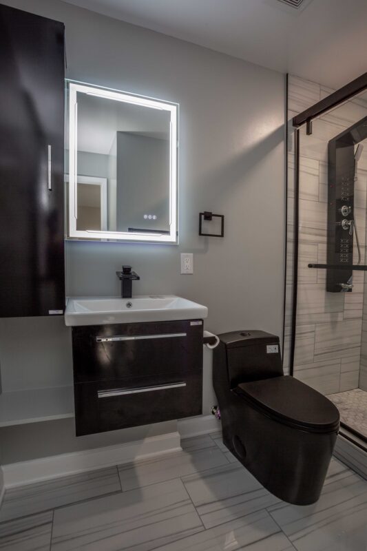 Bathroom remodel by Sam's Remodeling - recent project photo 4