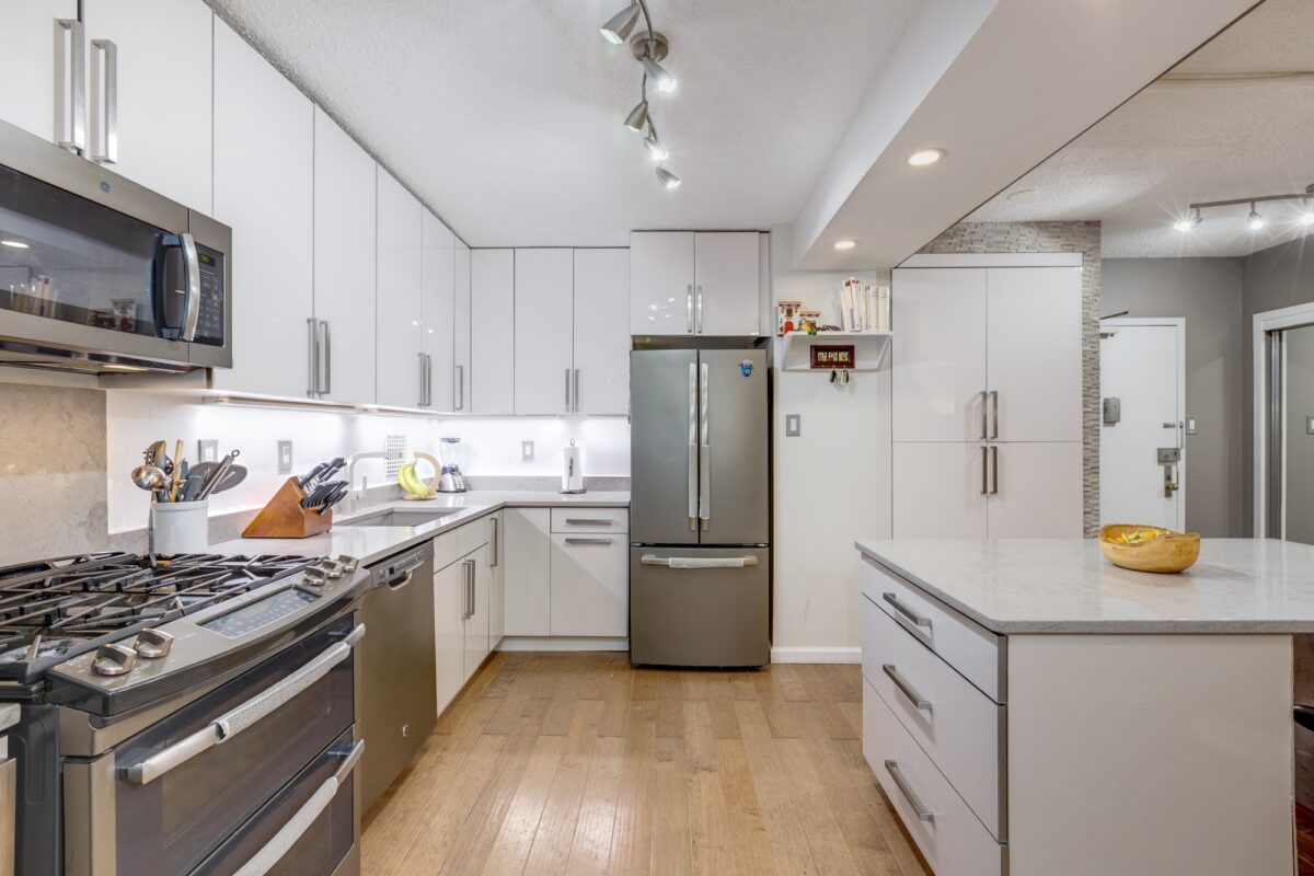 Kitchen remodel by Sam's Remodeling - recent project photo 7